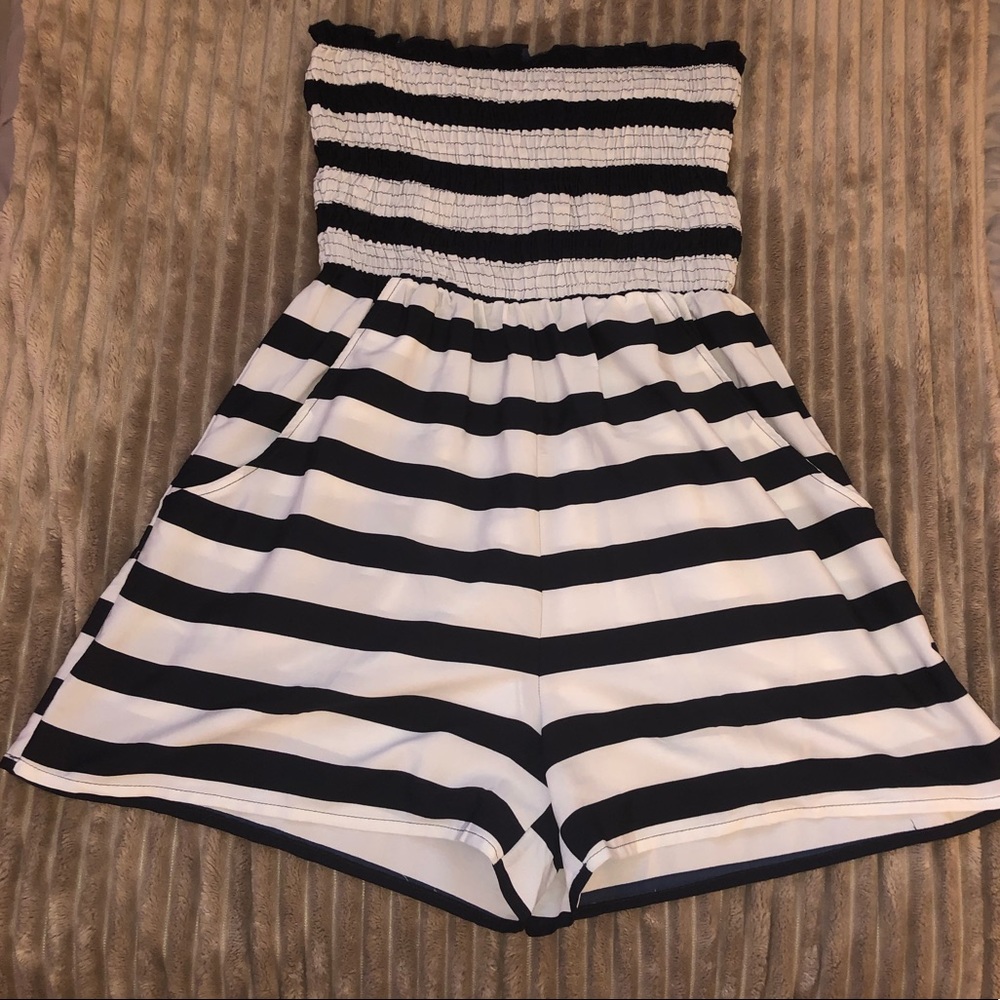 Romper - Picture 1 of 3